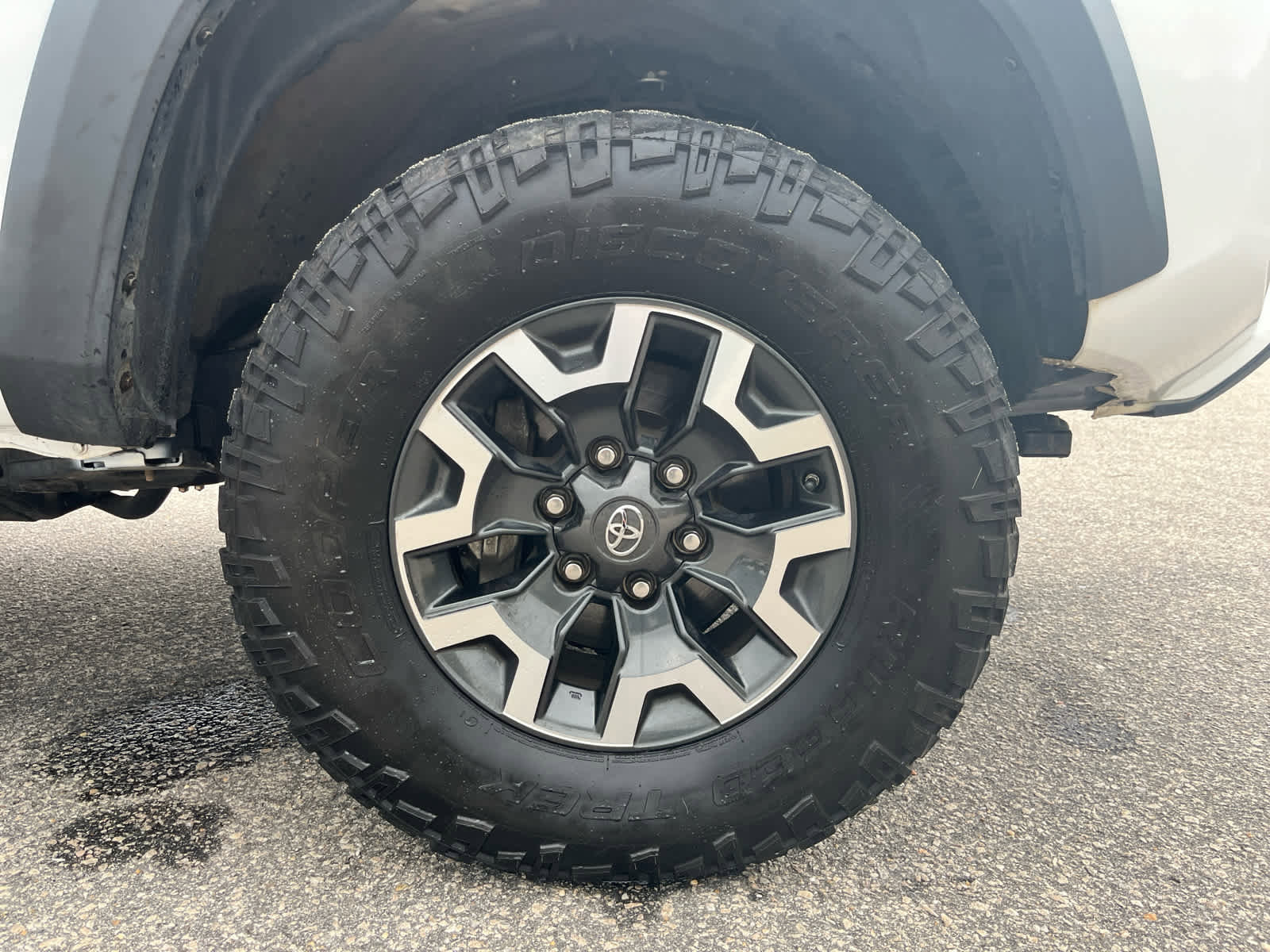 Used 2019 Toyota Tacoma TRD Off-Road image 34