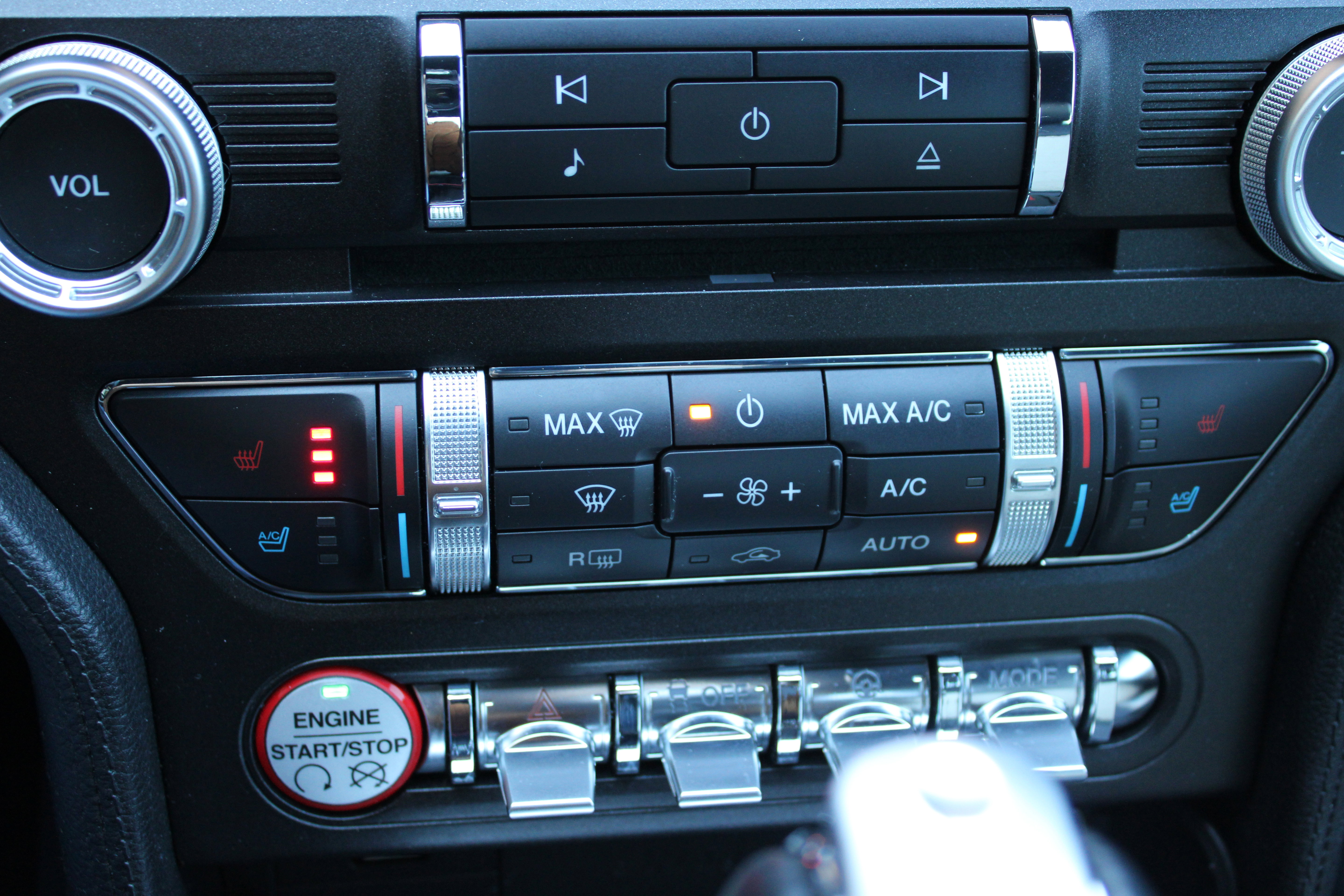 Used 2015 Ford Mustang 50 Years image 22