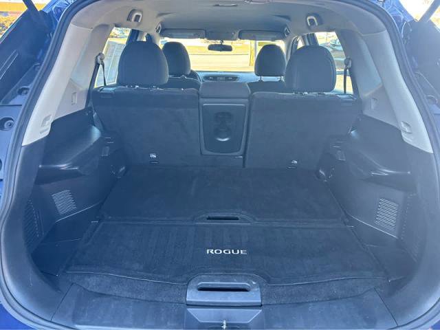 Used 2018 Nissan Rogue S image 9