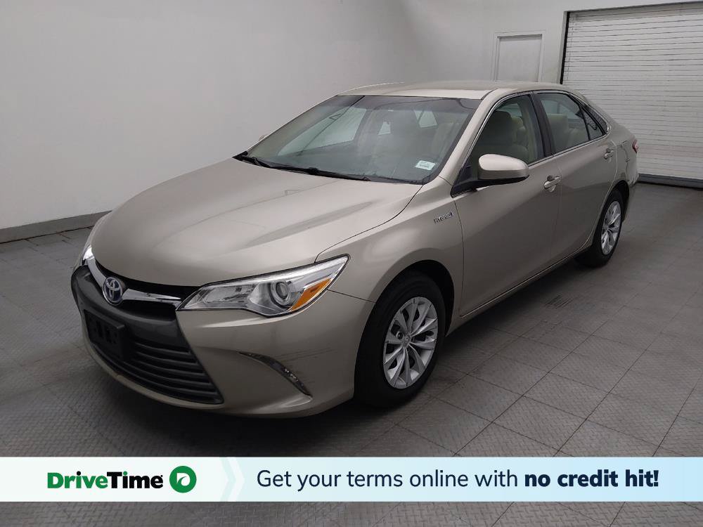 Used 2017 Toyota Camry LE FWD image 1