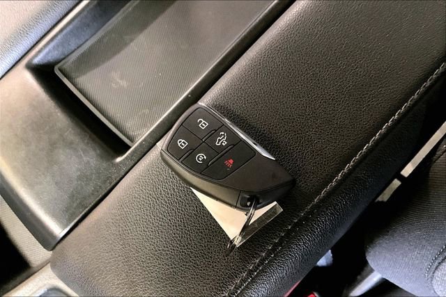 Used 2022 GMC Sierra 1500 Elevation w/ LPO, Elevation Black Package image 29