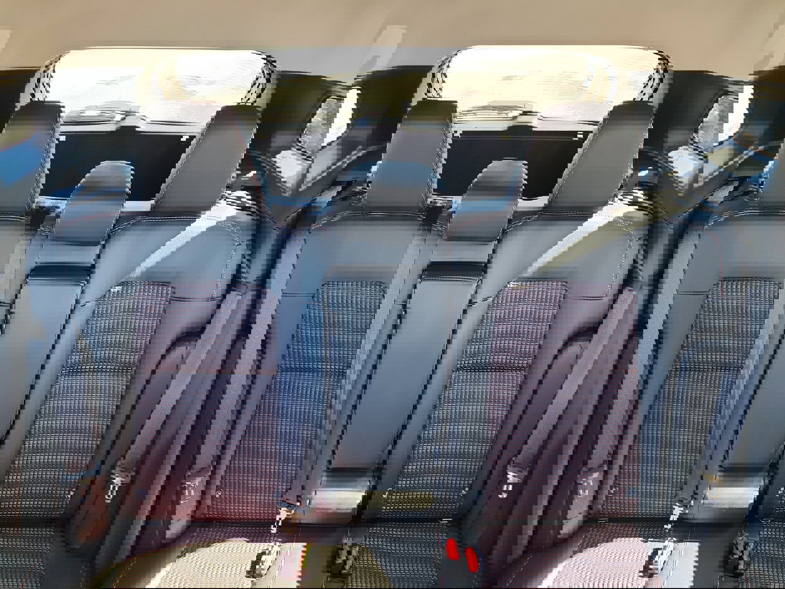 New 2026 Nissan Kicks SR w/ Cold Weather Package image 20