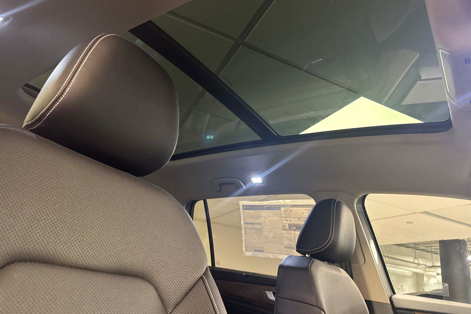 New 2026 Volkswagen Atlas SE image 17