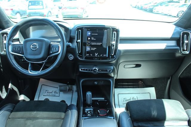 Used 2021 Volvo XC40 T5 R-Design w/ Advanced Package AWD/4WD image 17