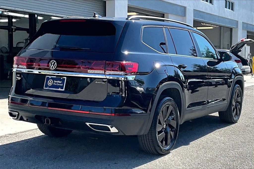 Certified 2025 Volkswagen Atlas SE w/ Panoramic Sunroof Package image 5