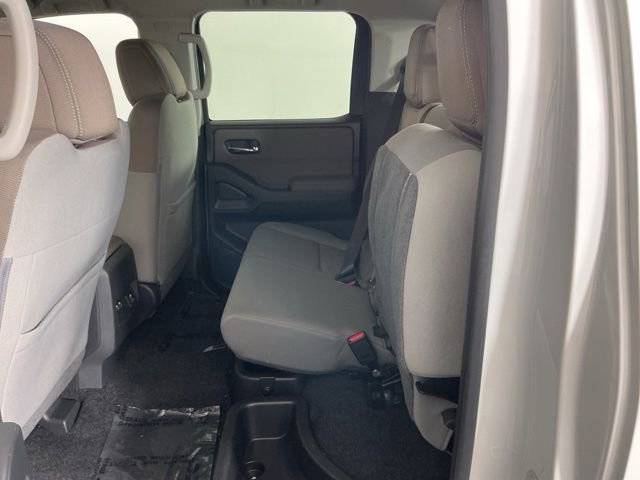 Used 2022 Nissan Frontier SV AWD/4WD image 26