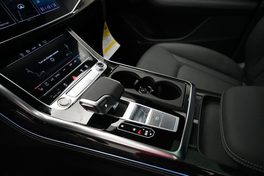 New 2026 Audi Q8 Premium Plus image 17