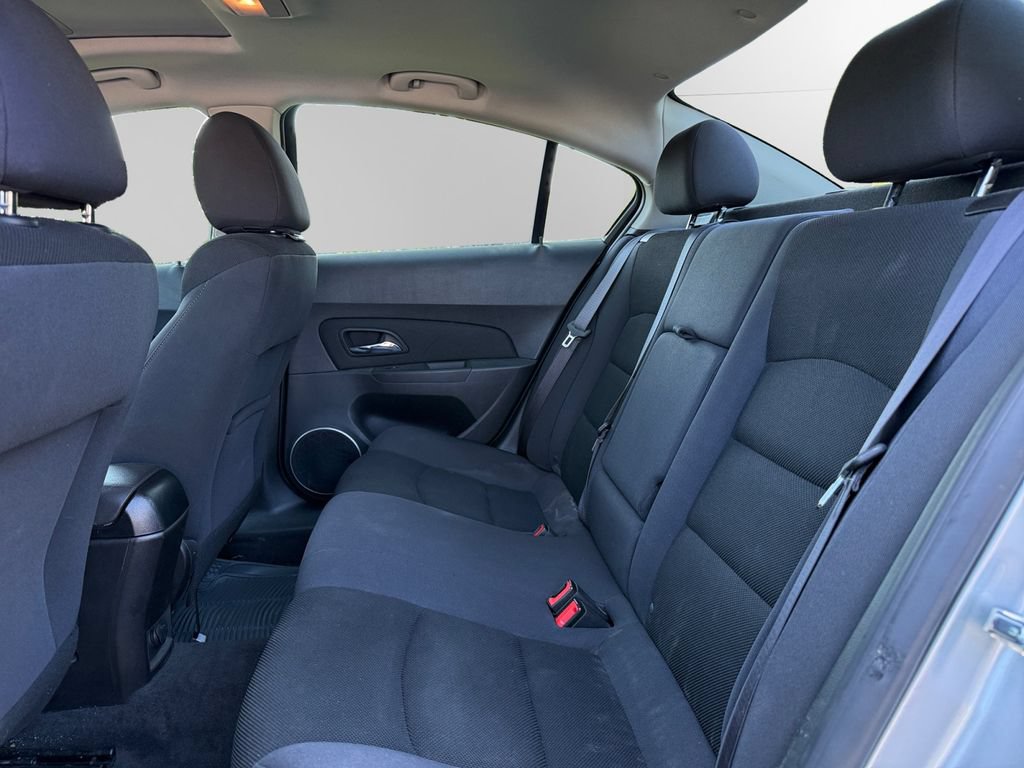 Used 2015 Chevrolet Cruze LT w/ Sun And Sound Package FWD image 13