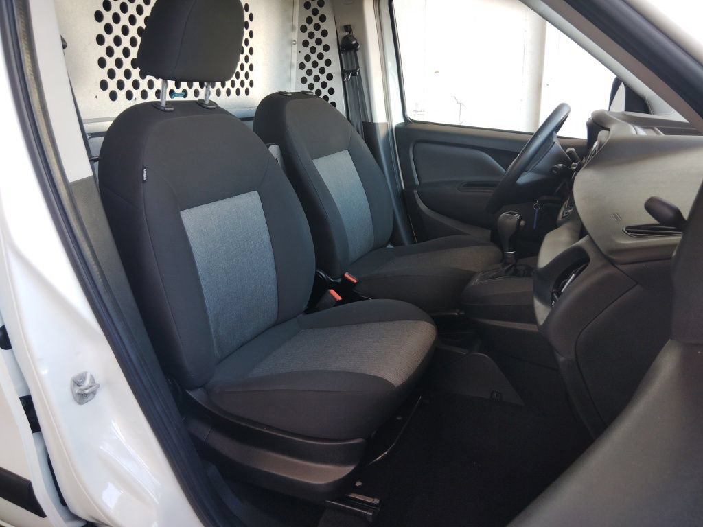 Used 2022 RAM ProMaster City Tradesman FWD image 13