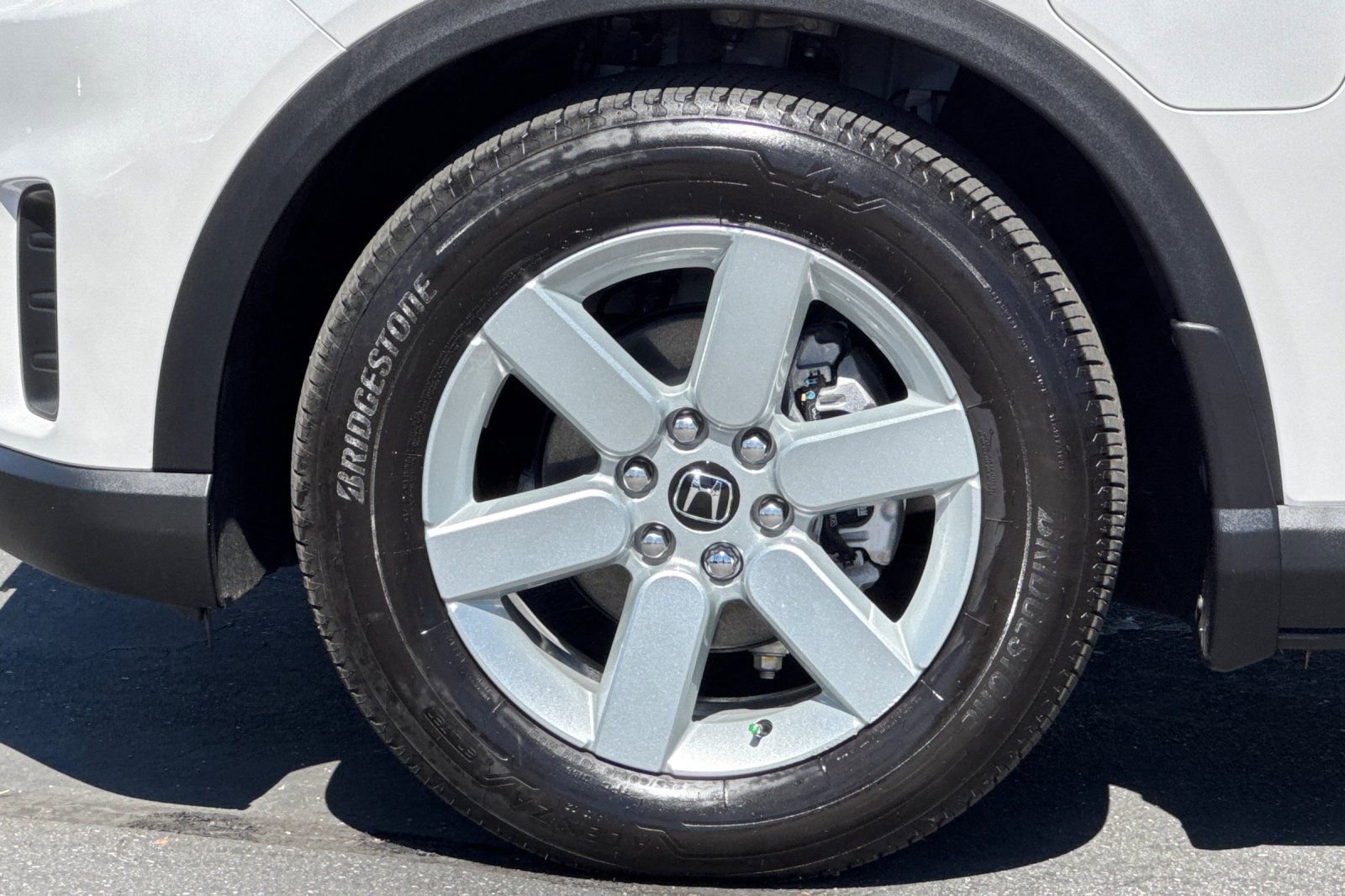 Certified 2025 Honda Prologue EX image 26