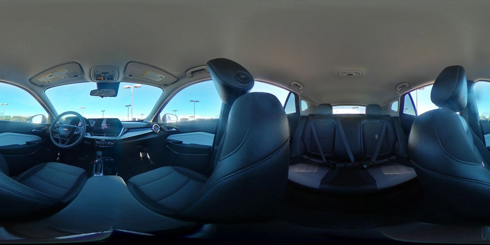 Used 2025 Chevrolet Trax LT image 42