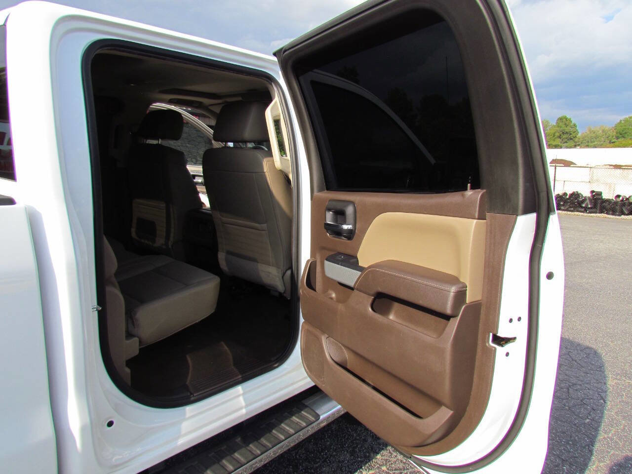 Used 2016 Chevrolet Silverado 2500 LTZ w/ Duramax Plus Package image 13
