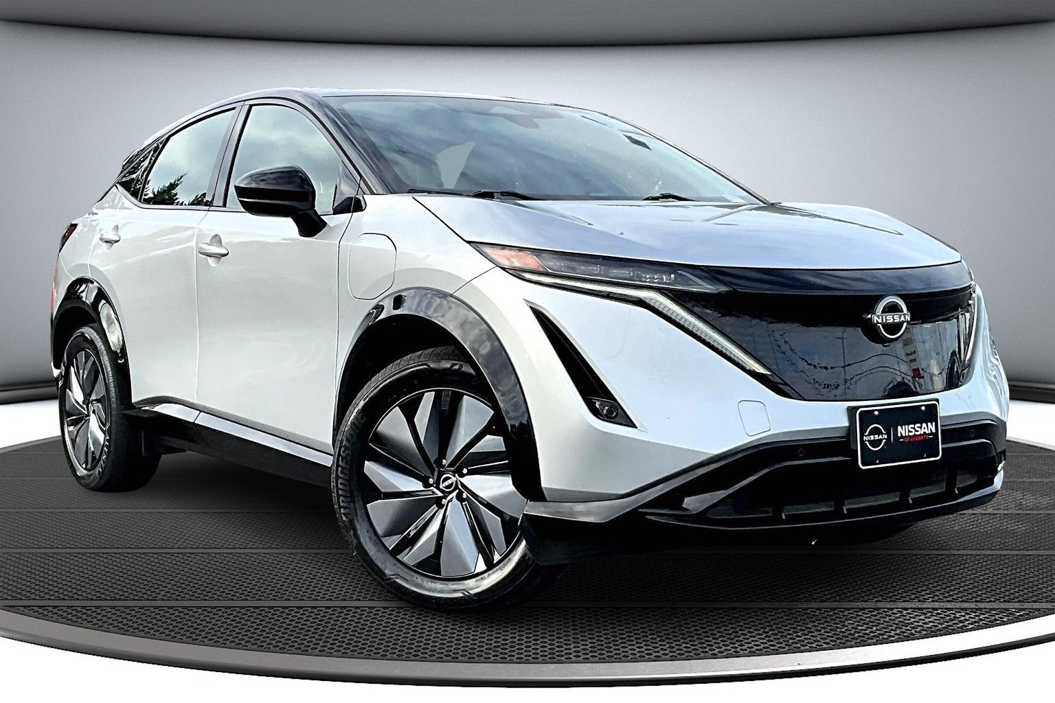Used 2023 Nissan Ariya AWD