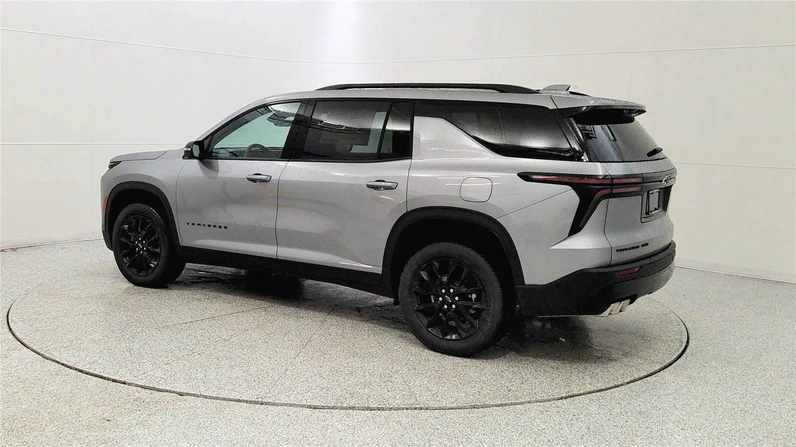 New 2026 Chevrolet Traverse LT w/ Midnight/Sport Edition image 5