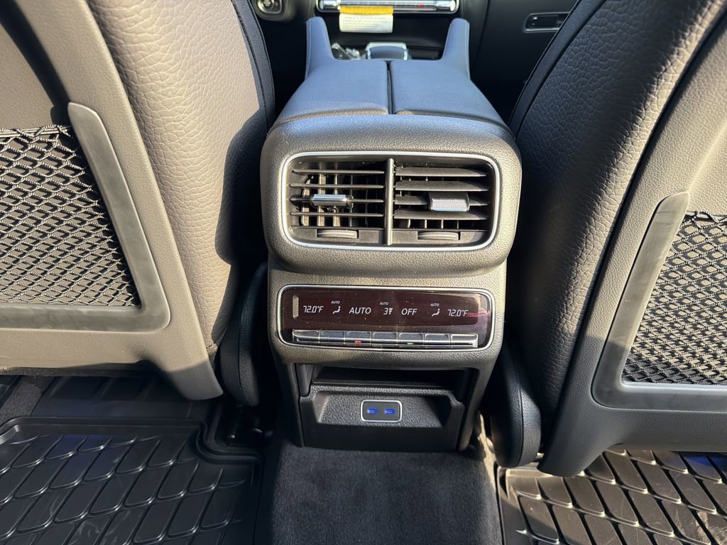 New 2026 Mercedes-Benz GLS 580 4MATIC image 21