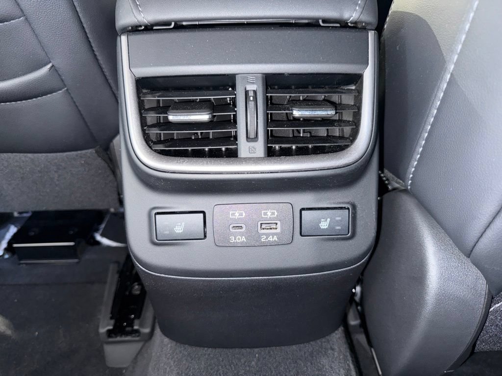 Used 2024 Subaru Legacy Limited AWD/4WD image 20