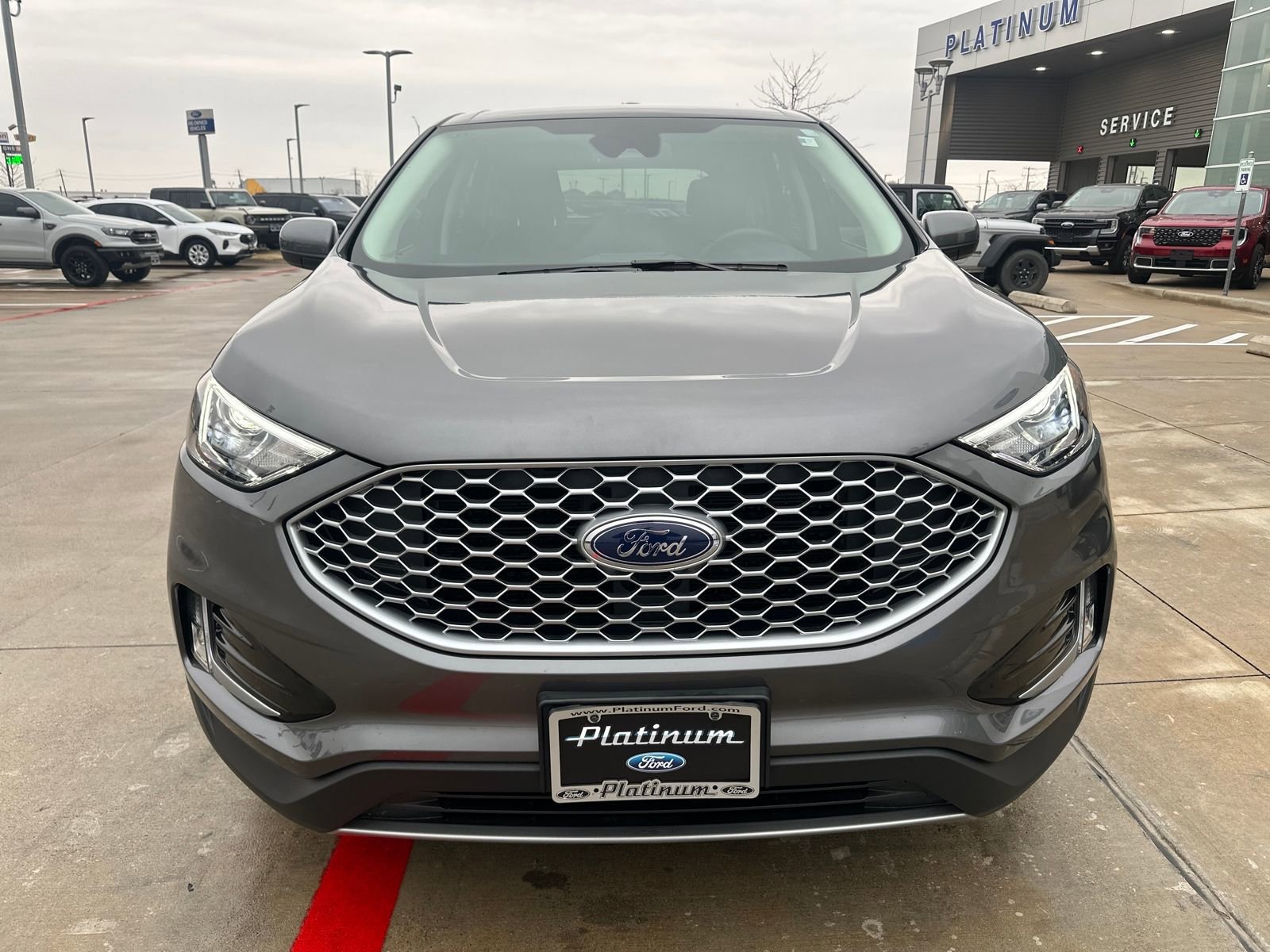 Used 2024 Ford Edge SEL w/ Convenience Package image 8