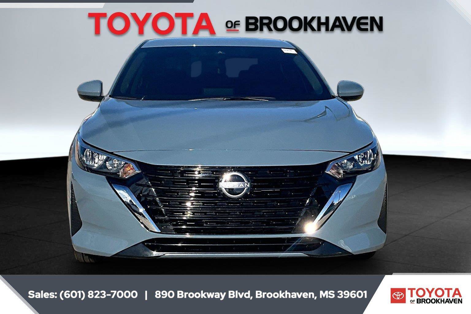 Used 2025 Nissan Sentra SV FWD image 3