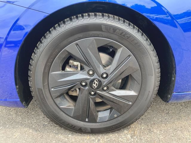 Used 2023 Hyundai Elantra SEL FWD image 30