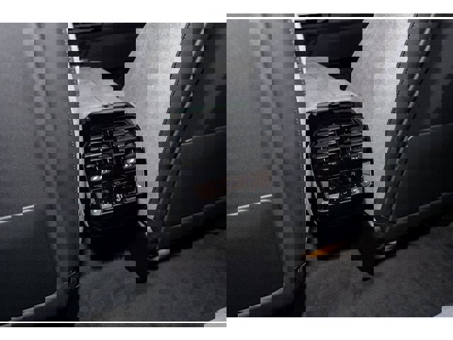 Used 2026 BMW iX xDrive60 w/ M Sport Package image 76