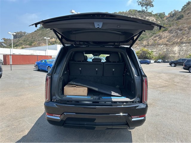 New 2026 Cadillac Escalade IQL Sport 1 w/ LPO, ONYX Package image 31