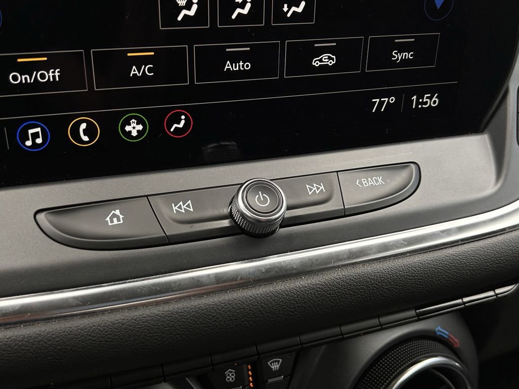 Used 2025 Chevrolet Blazer LT image 20