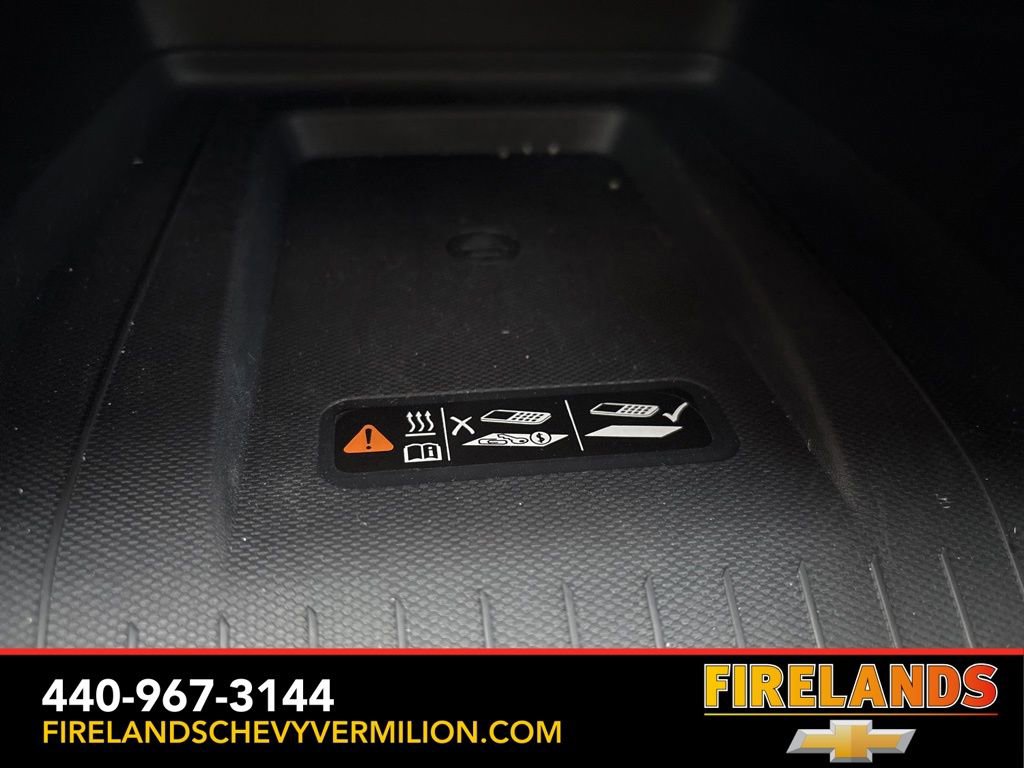 New 2025 Chevrolet Equinox EV RS image 3