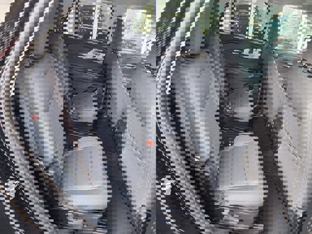 New 2026 Ford Explorer Active image 18