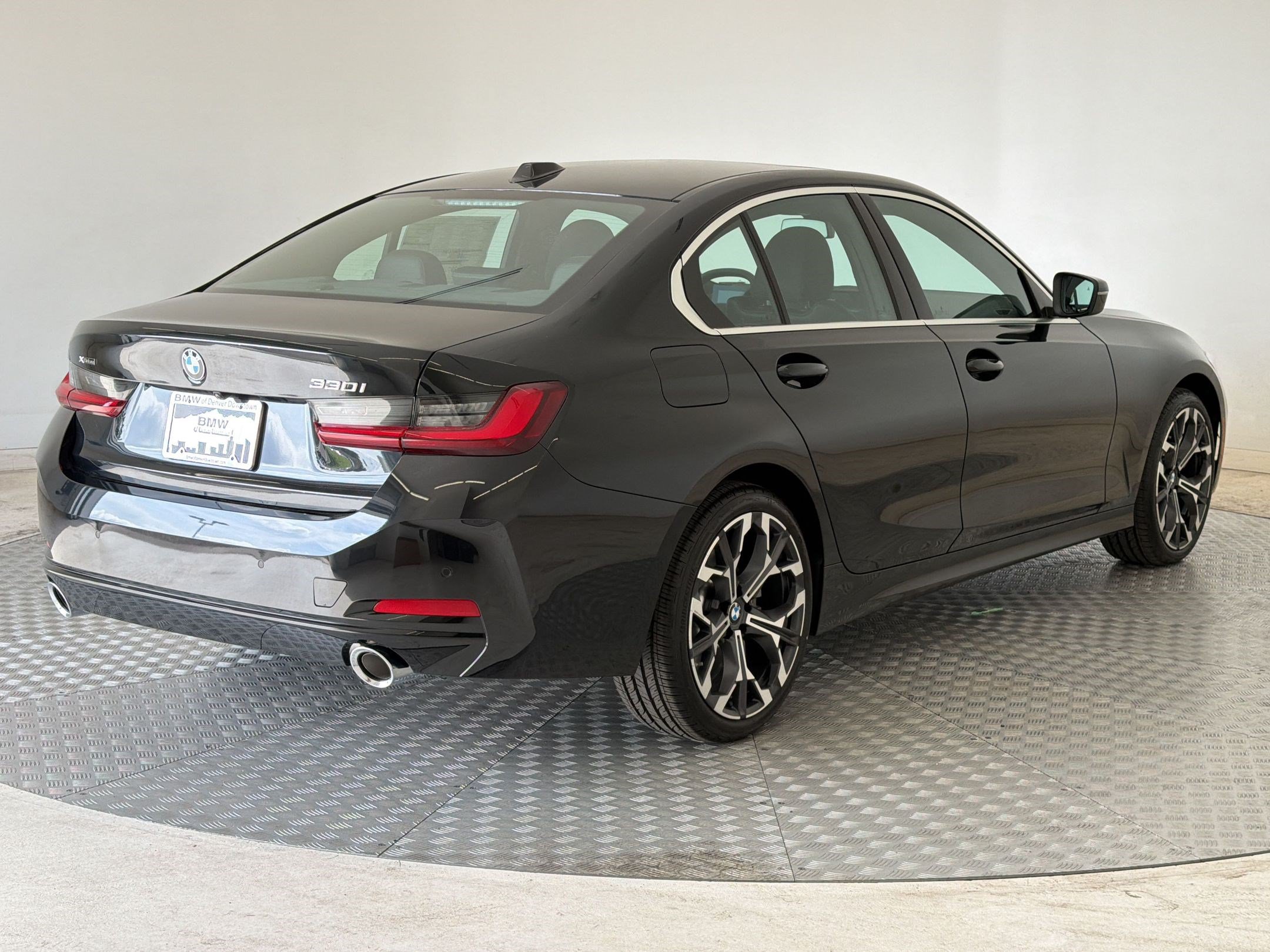 New 2026 BMW 330i xDrive Sedan w/ Premium Package AWD/4WD image 9