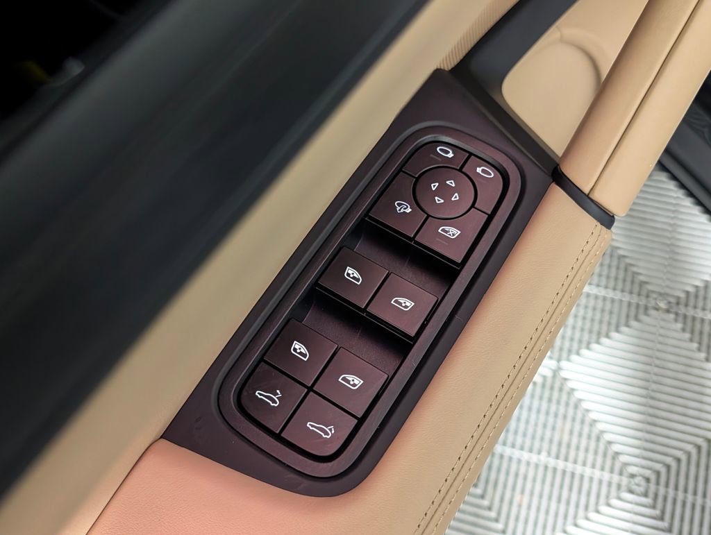 Certified 2026 Porsche Cayenne GTS AWD/4WD image 27