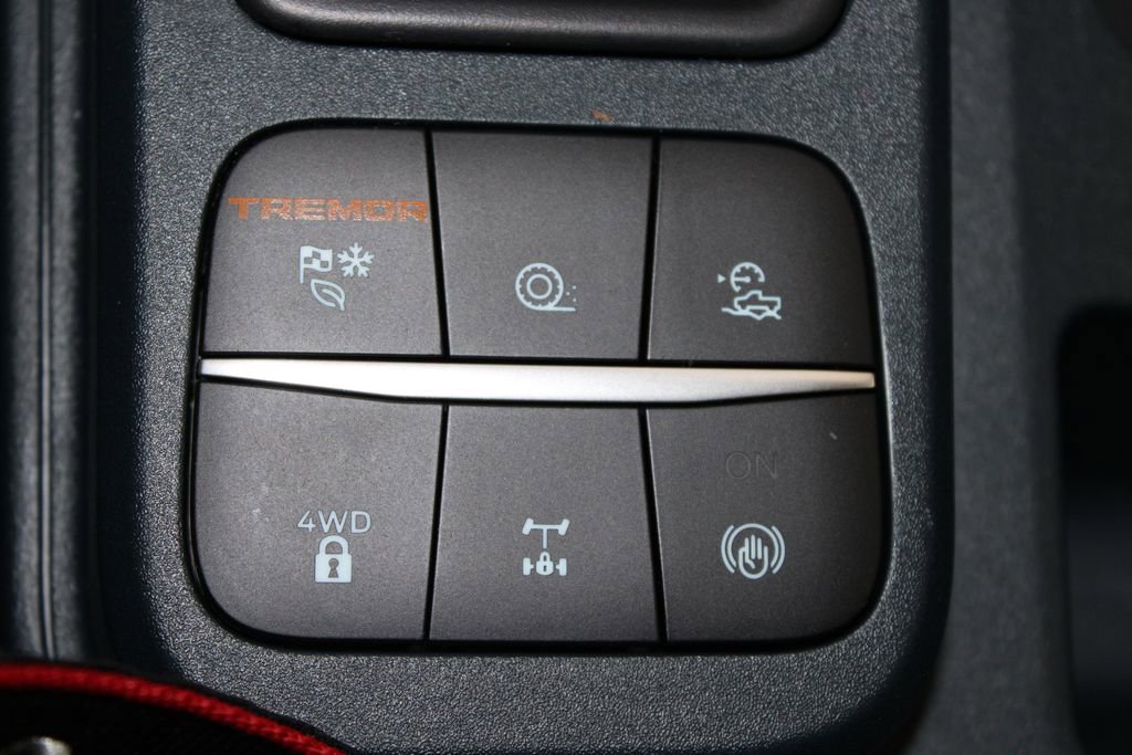 Used 2024 Ford Maverick Tremor w/ Tremor Off-Road Package image 48