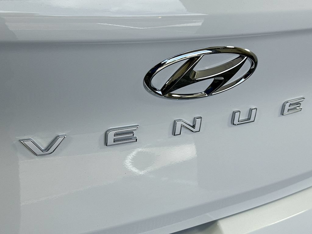 New 2026 Hyundai Venue SEL FWD image 20