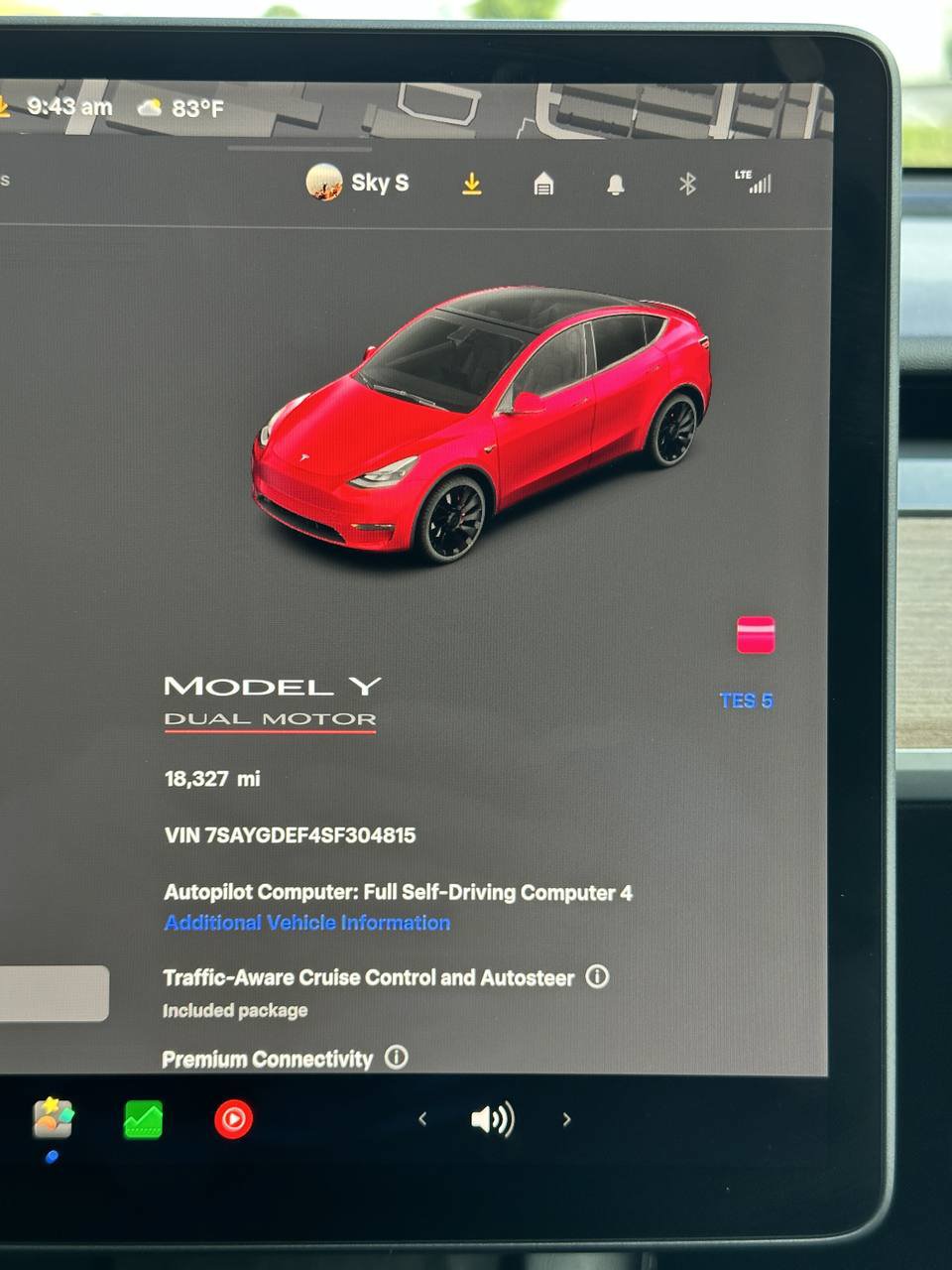 Used 2025 Tesla Model Y Performance AWD/4WD image 35
