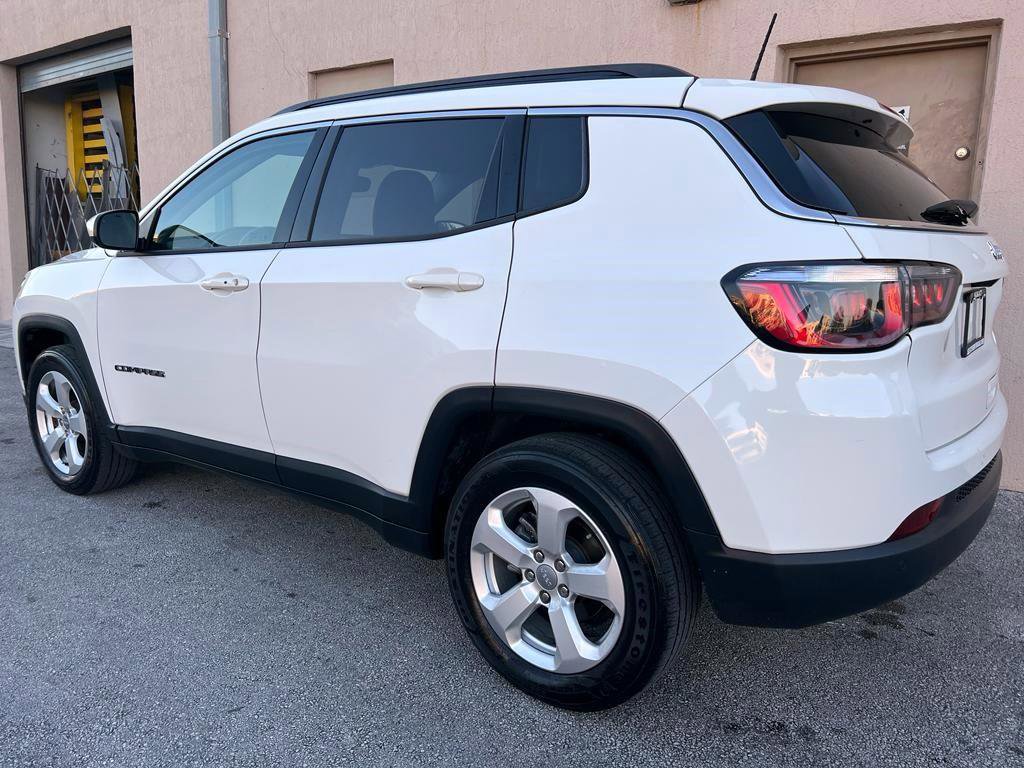Used 2018 Jeep Compass Latitude w/ Popular Equipment Group image 17