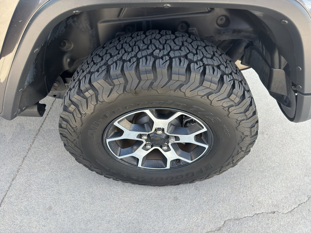 Used 2020 Jeep Wrangler Rubicon w/ Steel Bumper Group image 27