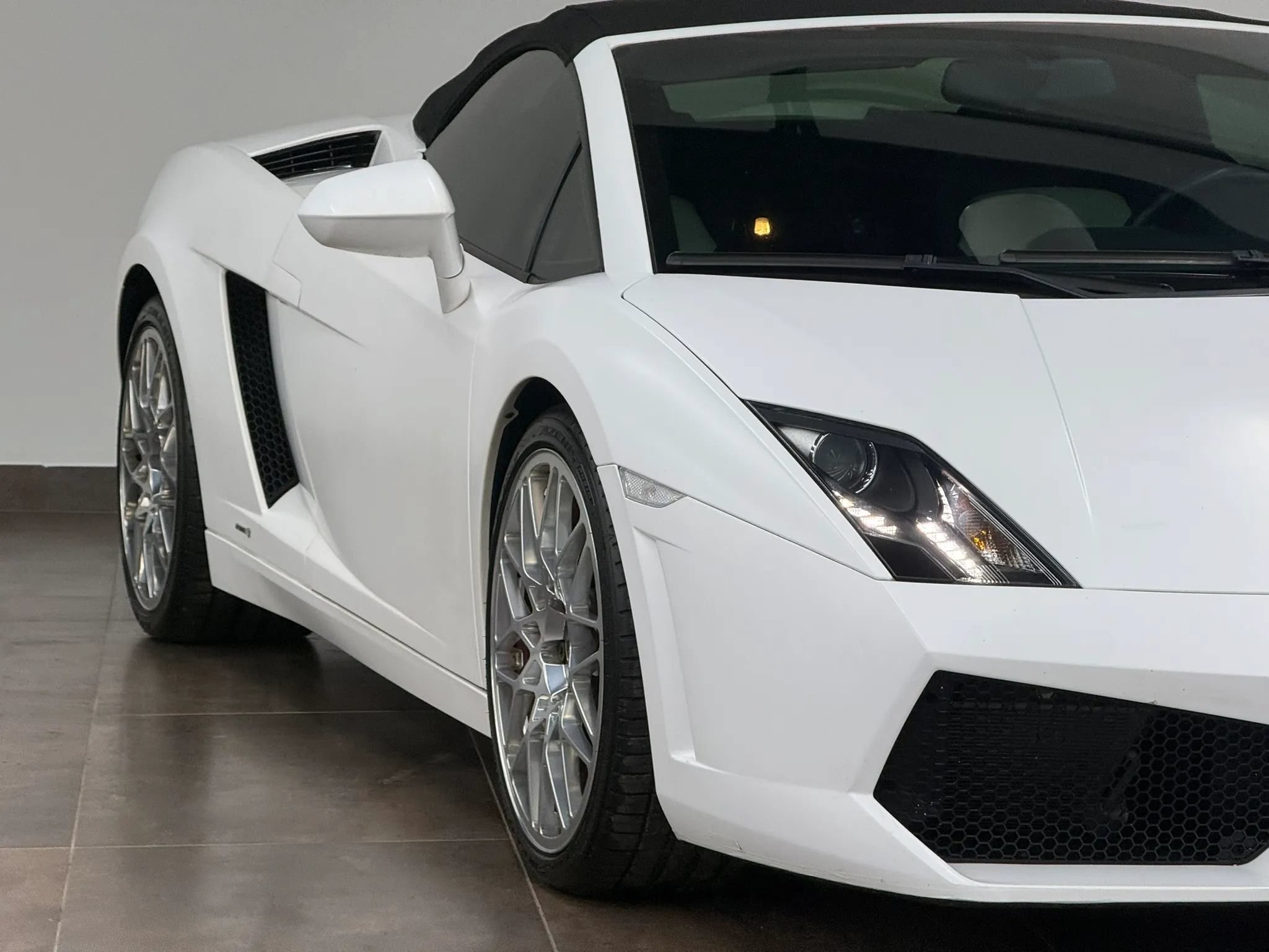 Used 2010 Lamborghini Gallardo LP 560-4 AWD/4WD image 21