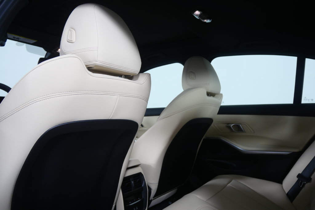 New 2026 BMW 330i Sedan w/ Premium Package RWD image 16