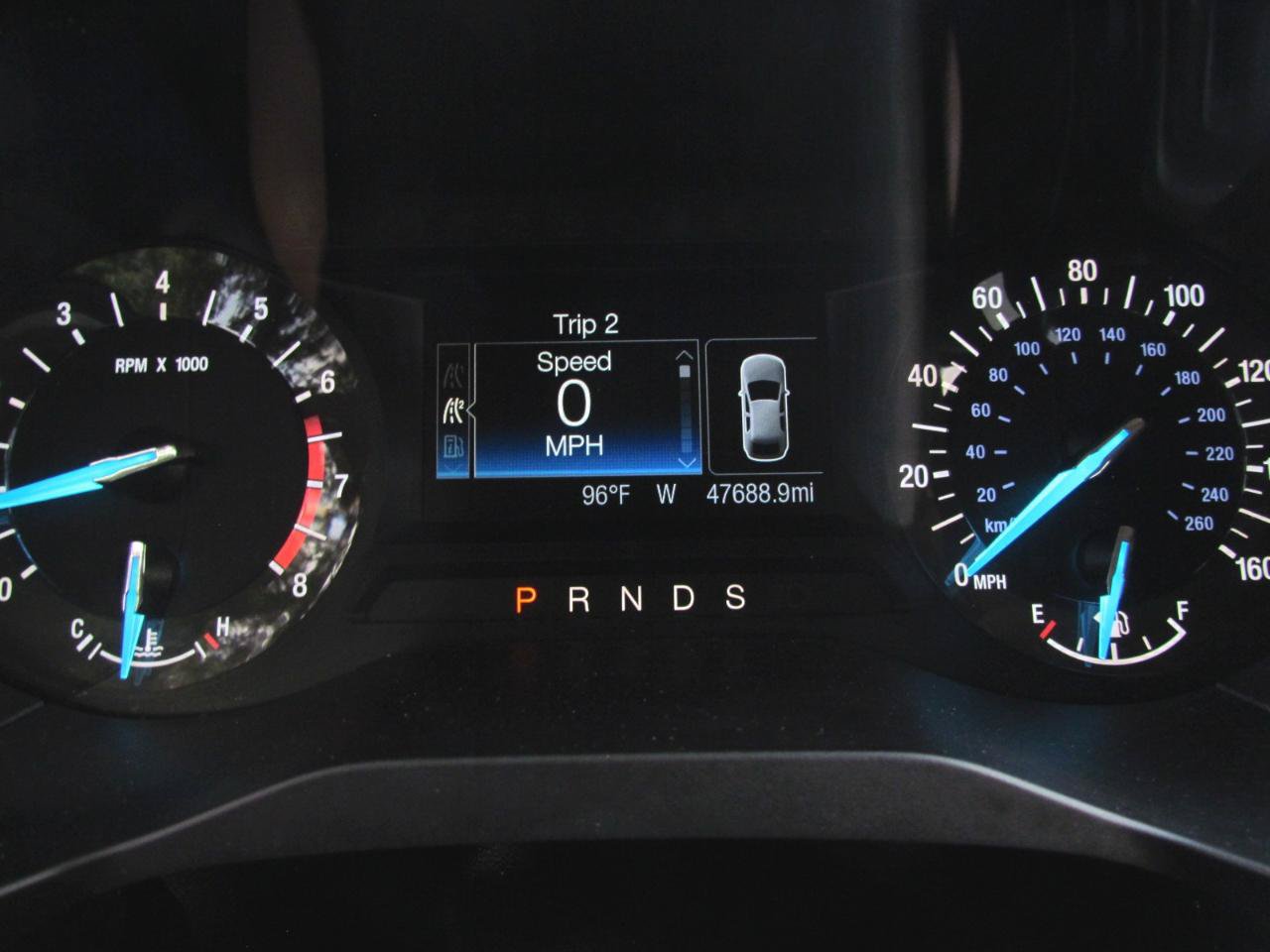 Used 2018 Ford Edge SE FWD image 28