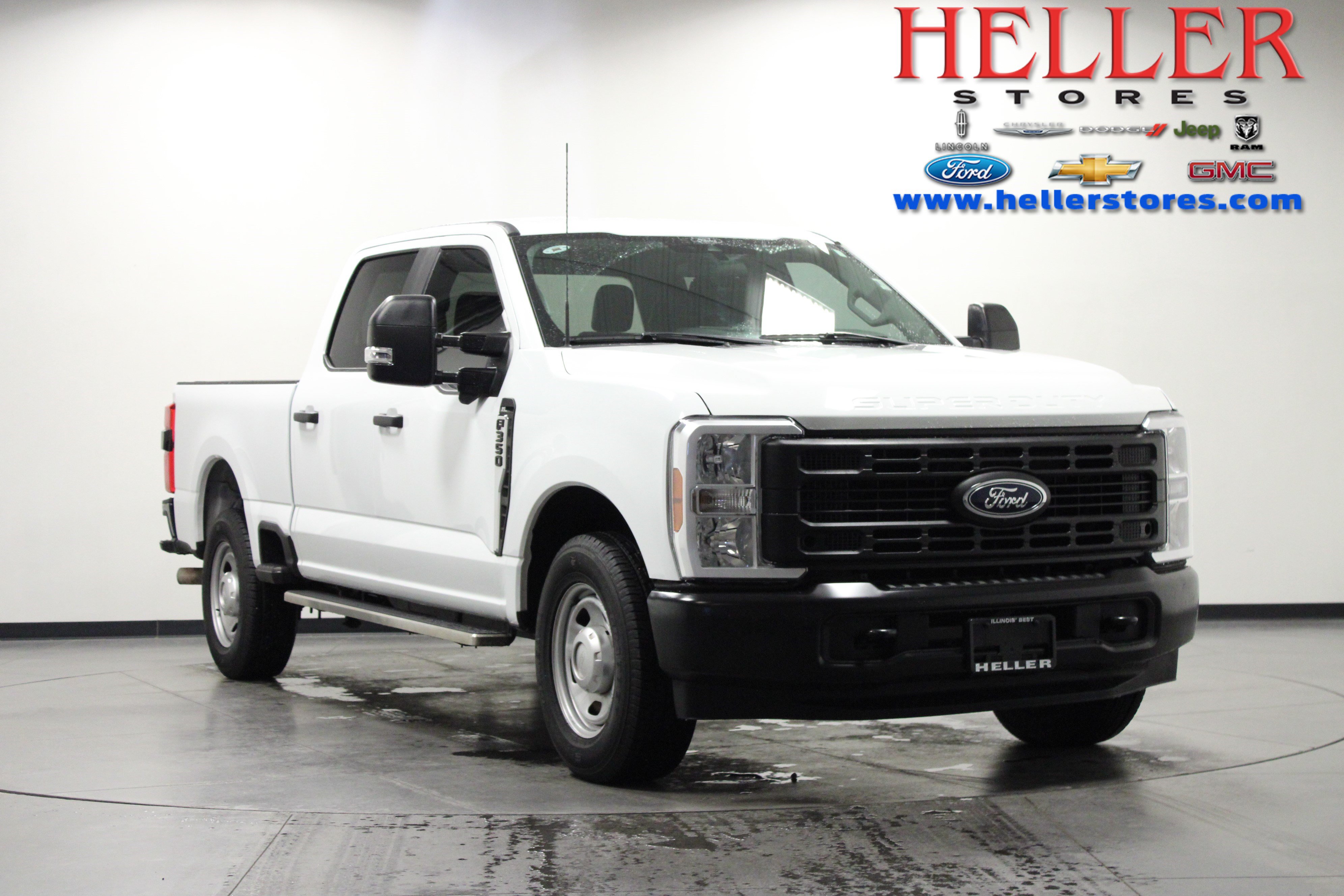 Used 2024 Ford F350 XL w/ 360-Degree Camera Package RWD image 1