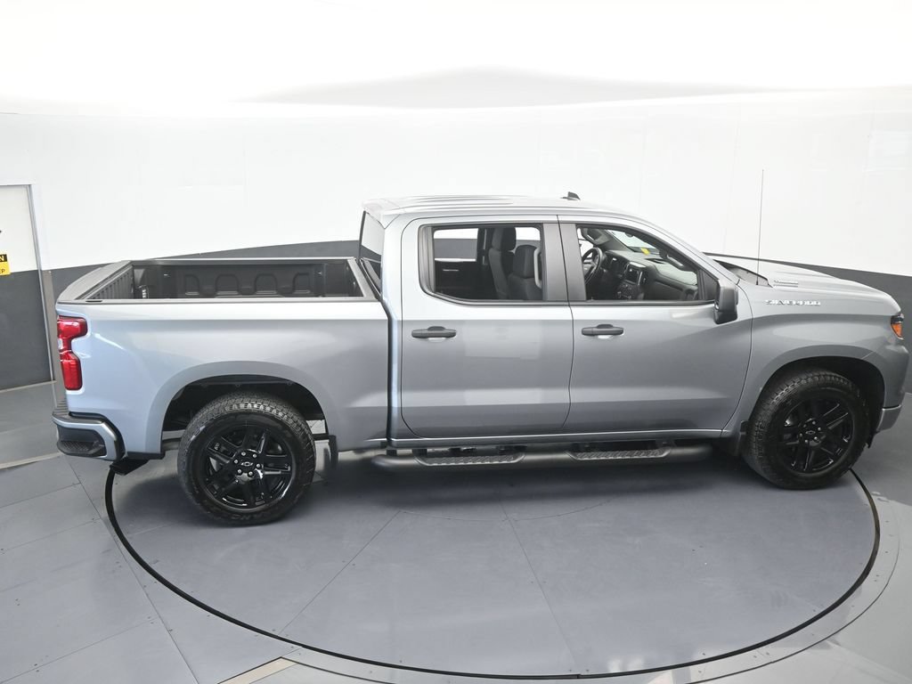 Used 2025 Chevrolet Silverado 1500 Custom w/ Turbomax Blackout Package RWD image 45