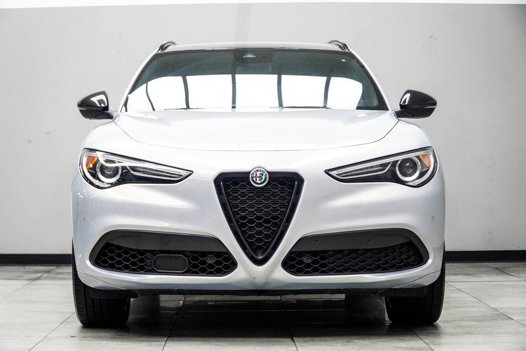 Used 2021 Alfa Romeo Stelvio Ti Sport AWD/4WD image 8