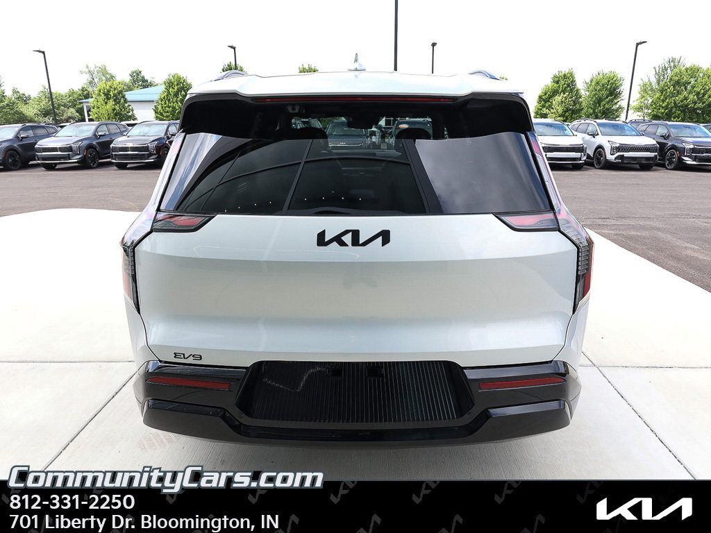 New 2026 Kia EV9 Land w/ Nightfall Edition Package AWD/4WD image 6