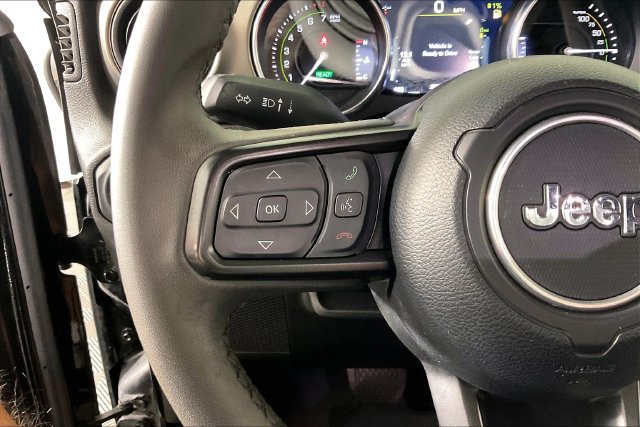 Used 2023 Jeep Wrangler Unlimited w/ 8.4" Radio Group AWD/4WD image 10