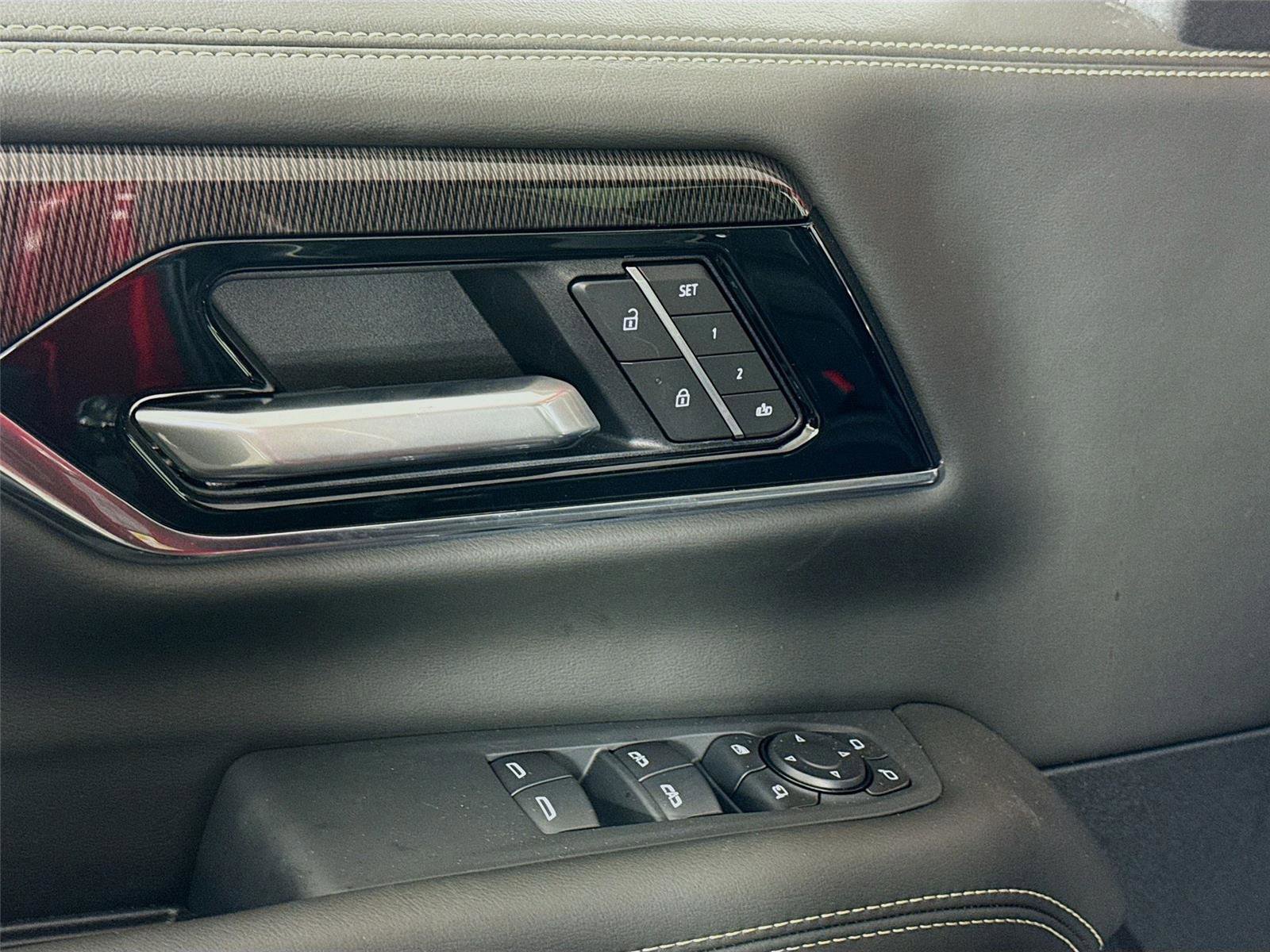 New 2026 GMC Yukon XL Elevation image 13