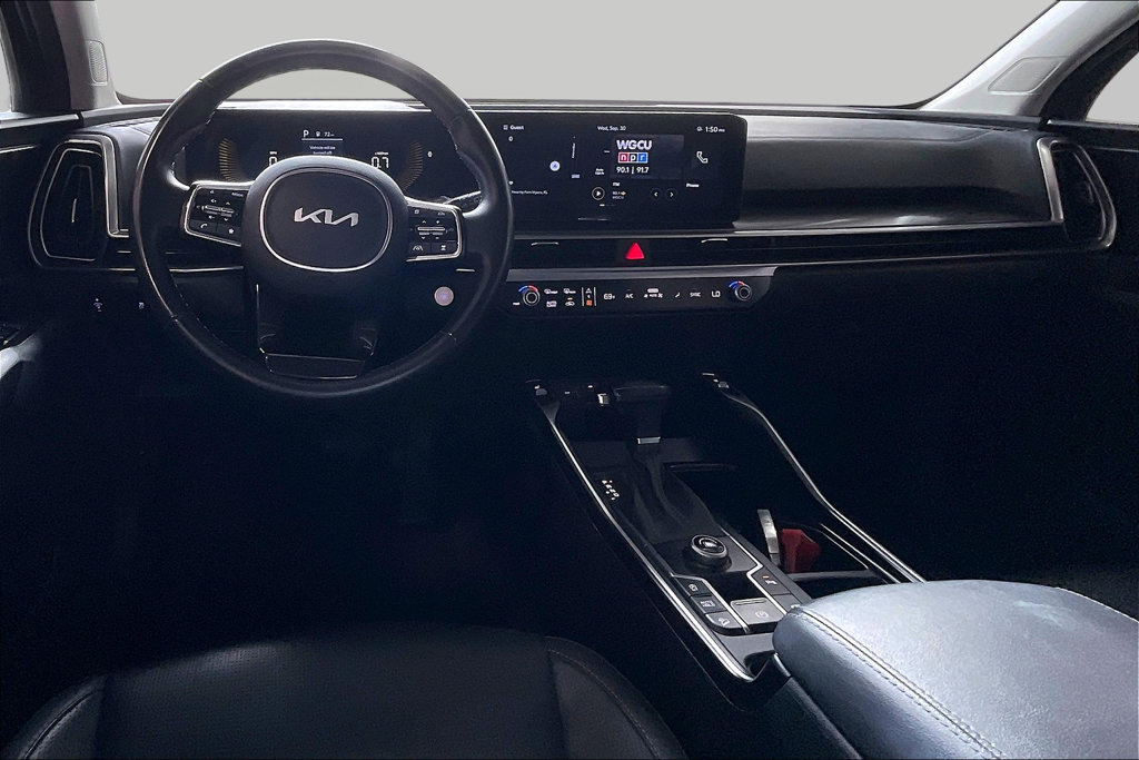 Used 2024 Kia Sorento S FWD image 5