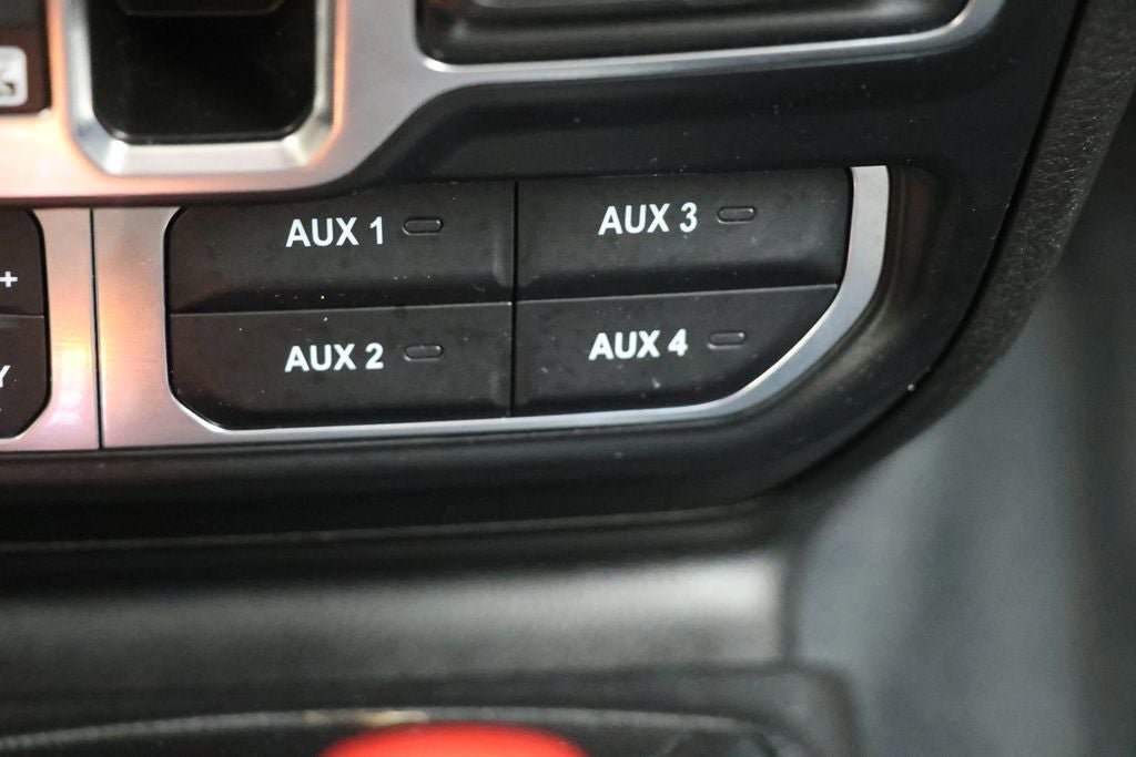 Used 2024 Jeep Wrangler Unlimited Rubicon AWD/4WD image 30