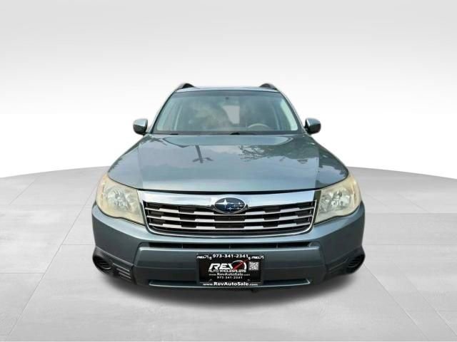 Used 2010 Subaru Forester 2.5X Premium image 8