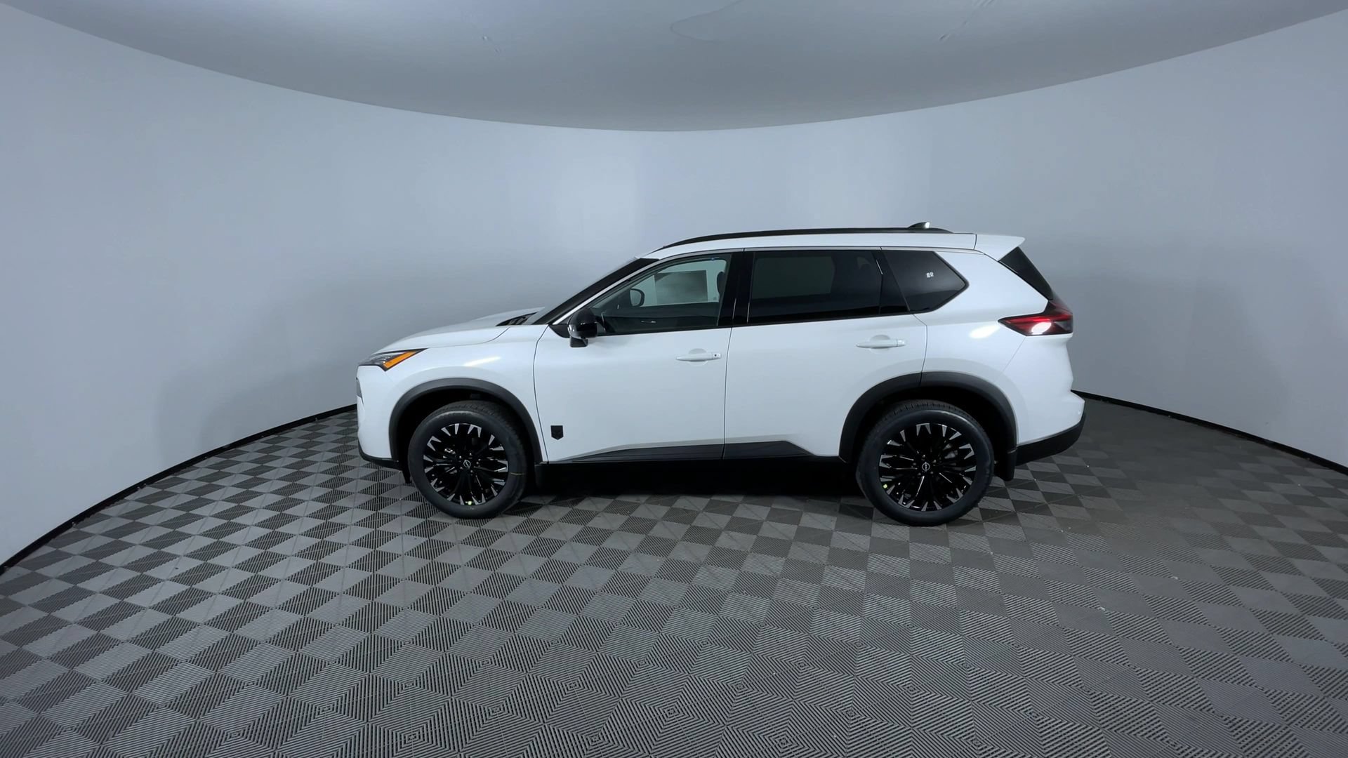 New 2026 Nissan Rogue Dark Armor AWD/4WD image 5