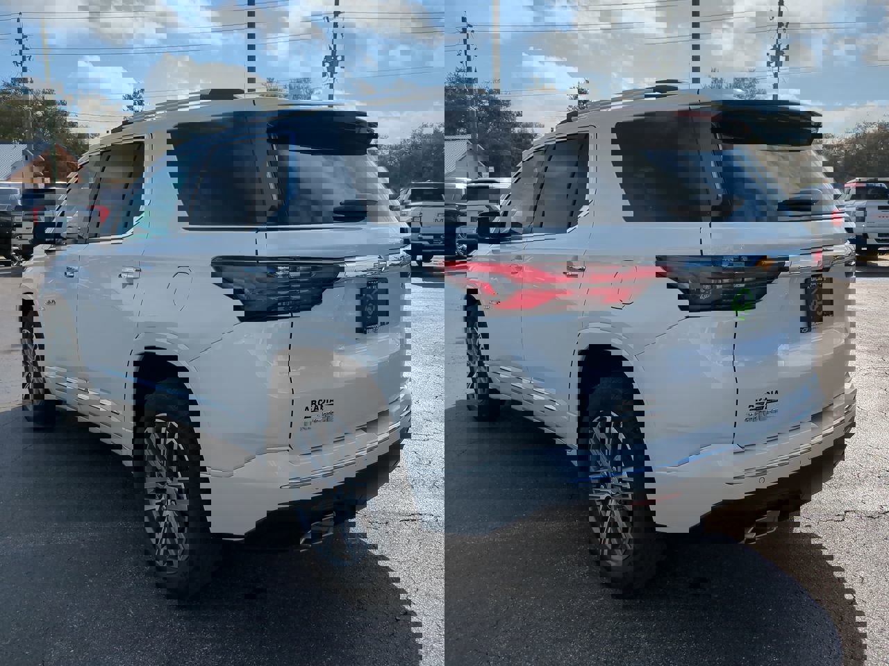 Certified 2023 Chevrolet Traverse High Country image 6