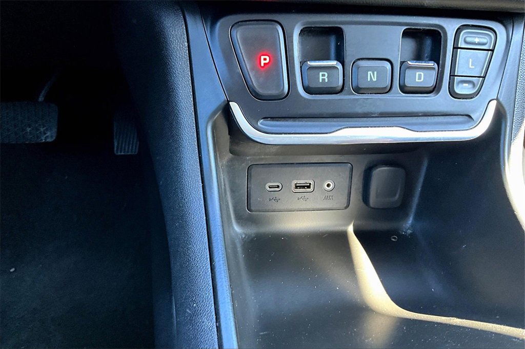 Used 2018 GMC Terrain SLE image 31